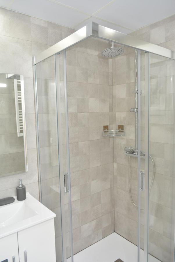 4Torres Homes - Sofia Madrid Luaran gambar